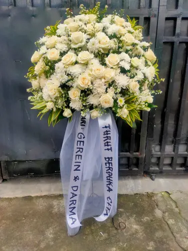 Krans Bunga Duka Cita  di Pamulang